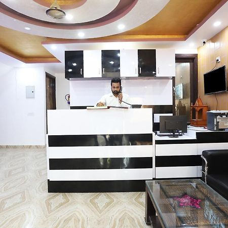 Oyo Flagship 42619 Diamond Key Hotell Delhi  Eksteriør bilde