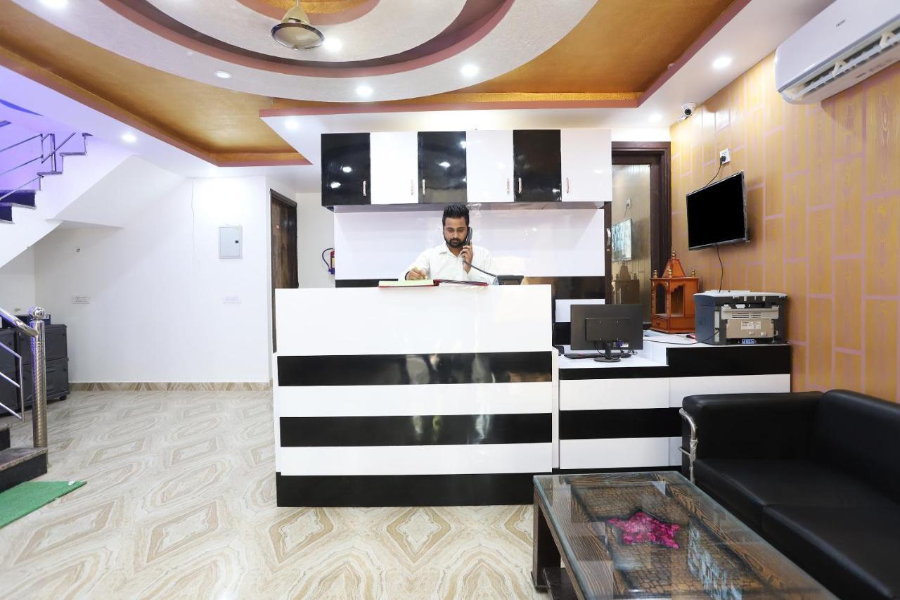 Oyo Flagship 42619 Diamond Key Hotell Delhi  Eksteriør bilde